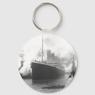 Titanic at the docks of Southampton Key Ring