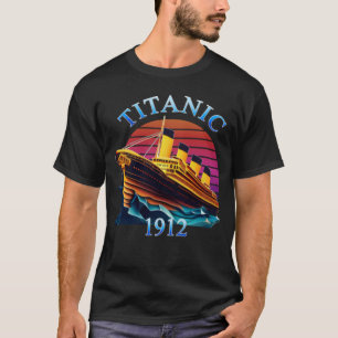 Titanic Sailing Ship Vintage Cruise Vessel 1912 Su T-Shirt