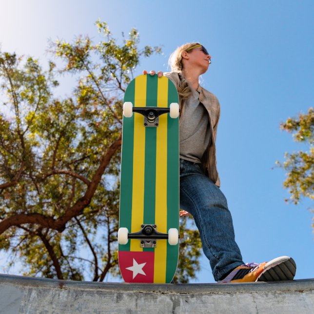 Togo flag skateboard (Outdoor 1)