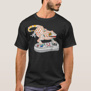 Tokay gecko Playing Video Game Reptiles Gekko geck T-Shirt