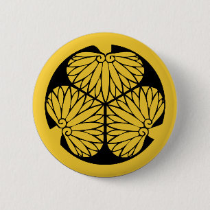 Tokugawa shoguns mon (crest) 6 cm round badge