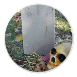 Tombstone & Skull Ceramic Knob