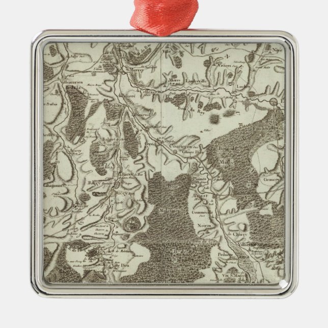 Tonnerre Metal Tree Decoration (Front)