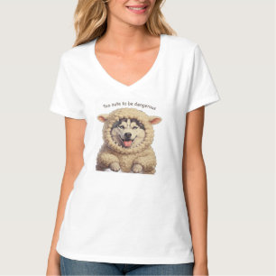 Too cute to be dangerous – Funny Husky in Sheep Co T-Shirt