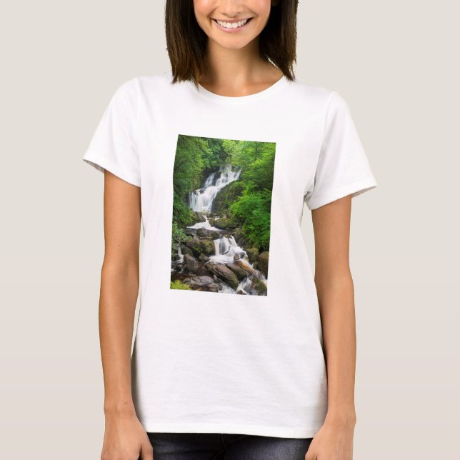 Torc waterfall scenic, Ireland T-Shirt (Front)