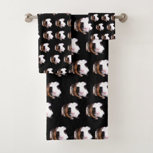 Tortoiseshell Guinea Pigs Pattern, Bath Towel Set (Insitu)