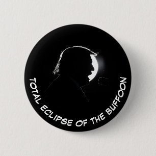 Total Eclipse 6 Cm Round Badge