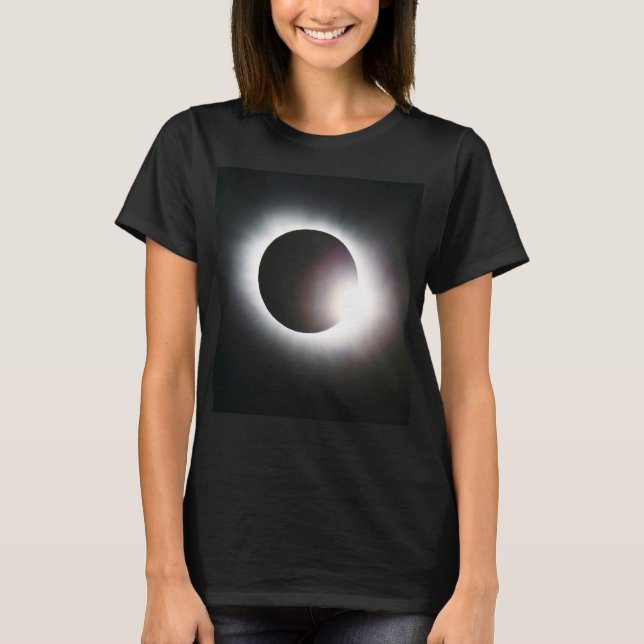 Total solar eclipse April 8, 2024 sun moon  T-Shirt (Front)