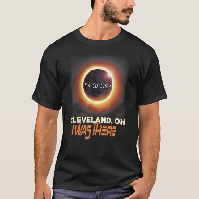 Total Solar Eclipse Cleveland Ohio OH T-Shirt (Front)