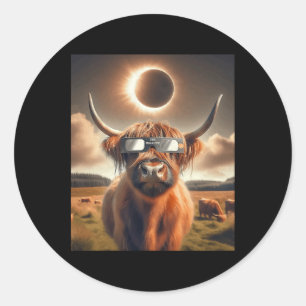 Total Solar Eclipse Highland Cow Wearing Sungles 1 Classic Round Sticker
