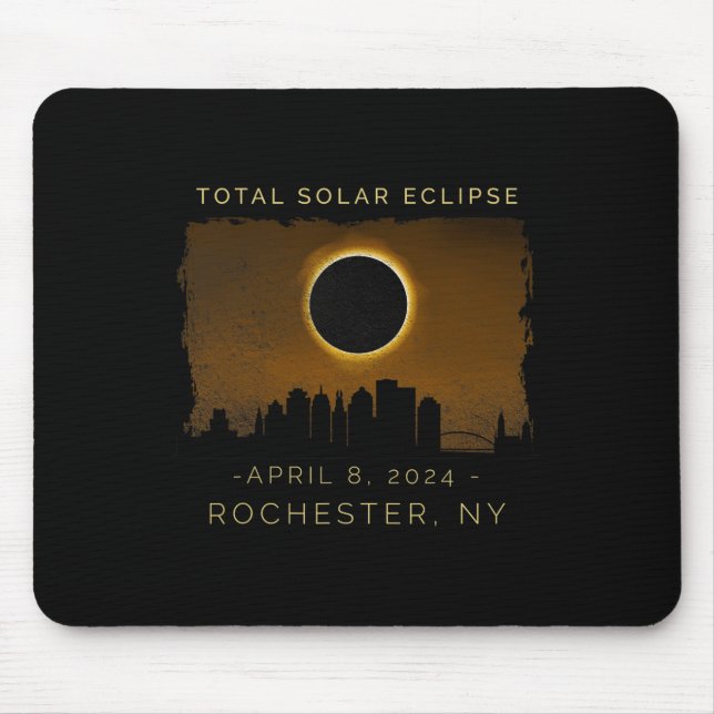 Total Solar Eclipse In Rochester New York  Mouse Mat (Front)