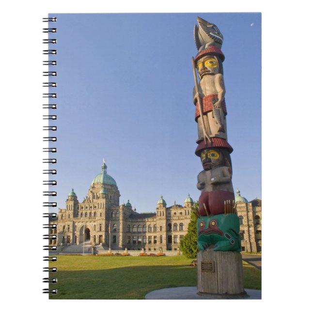 Totem pole at the Parliament building in Notebook (Front)