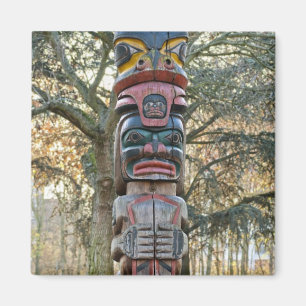 Totem Pole Magnet