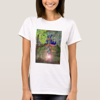 Totem Protection – Let the Light Shine Through! T-Shirt