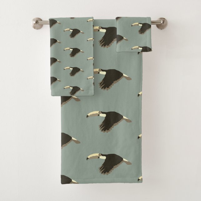 Toucan Exotic Animal Pattern Sage Green  Bath Towel Set (Insitu)
