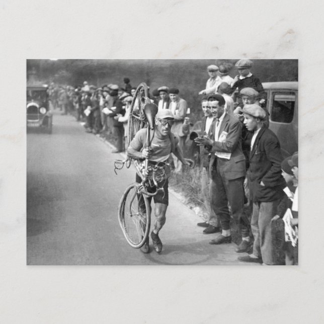 Tour De France Vintage 1930s Postcard (Front)