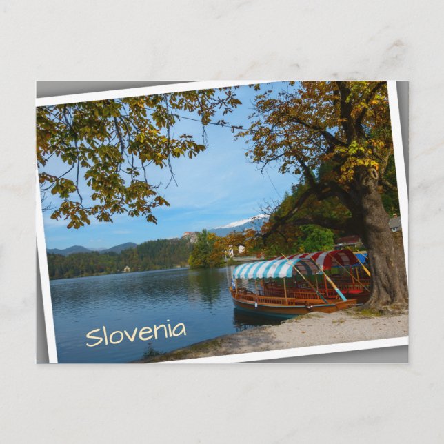 Tourist boats in Lake Bled in autumn Postcard (Front)