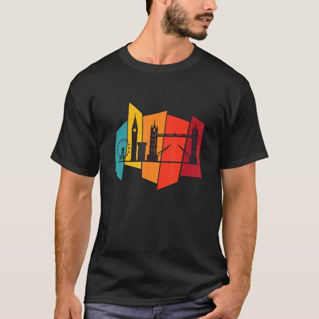 Tower Bridge Of London Skyline Retro England T-Shirt (Front)