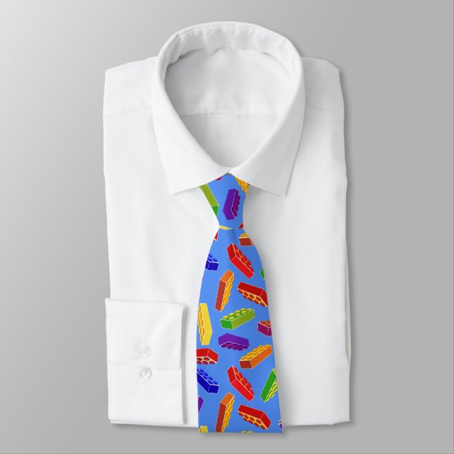 Toy building blocks tie 4 fun-loving guy (Tied)