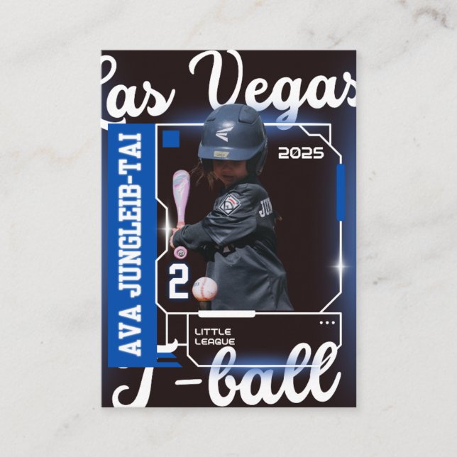 Trading Card Ava (Front)