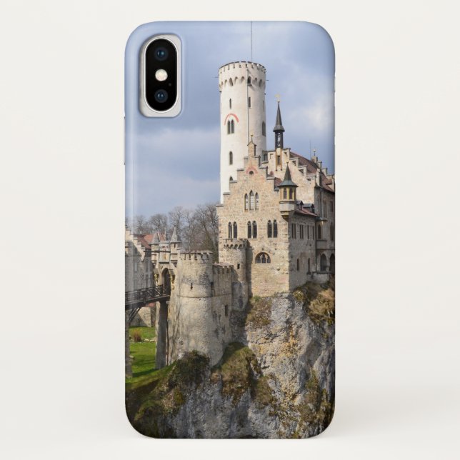 Traditional Castle on Cliff on Cloudy Day Case-Mate iPhone Case (Back)