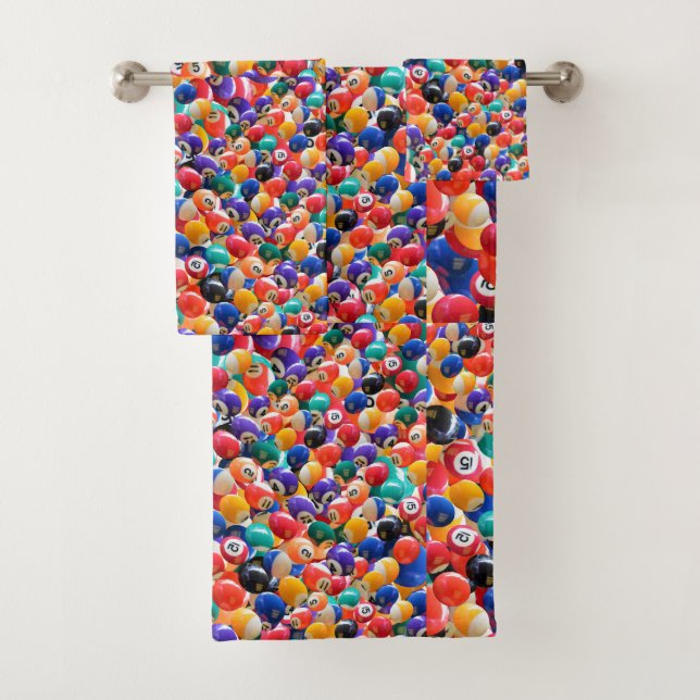 Traditional Eightball Colors Bath Towel Set (Insitu)