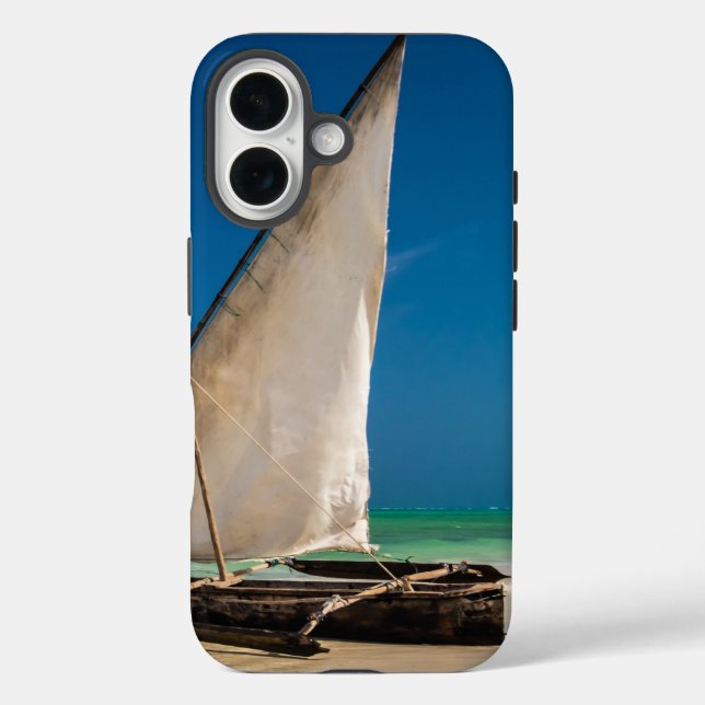 Traditional fishing boat on the beach Case-Mate iPhone case (Back)