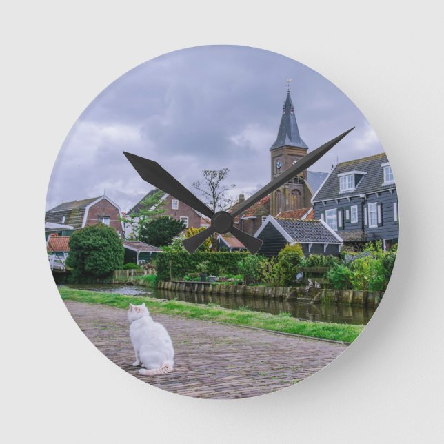 Traditional fishing village Marken in Netherlands Round Clock (Front)