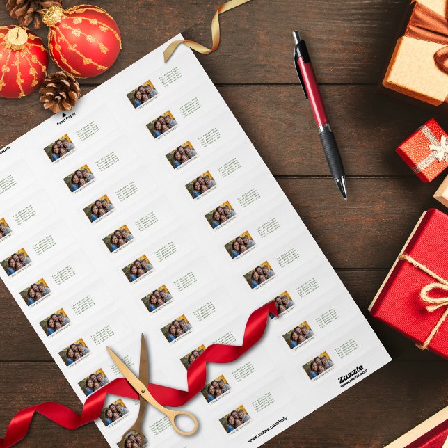 Traditional Plaid/Tartan Holiday Return Labels (Traditional plaid/tartan return address Christmas labels.)