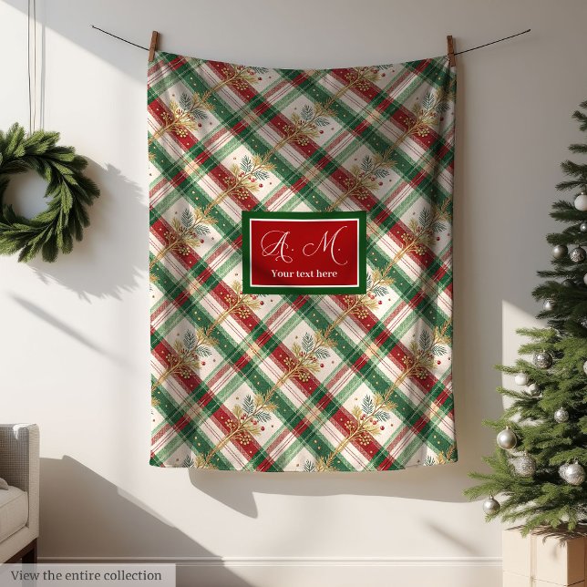 Traditional red and green watercolor gingham throw fleece blanket (Traditional red and green watercolor gingham throw Fleece Blanket)