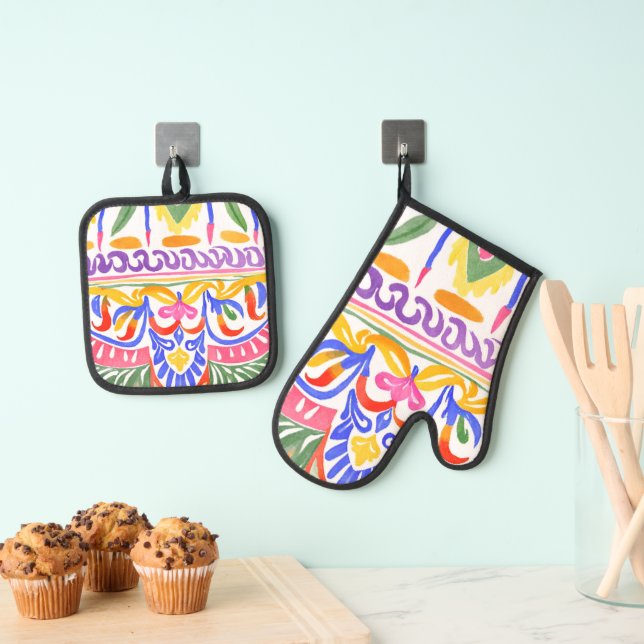 traditional Romanian decor Oven Mitt & Pot Holder Set (Insitu(Hanging))
