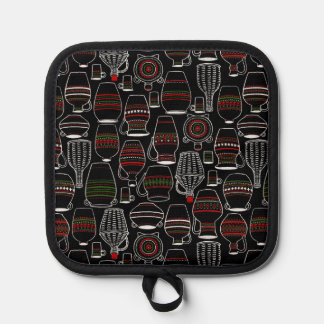 Traditional Romanian Pitchers (Colour/Black) Pot Holder