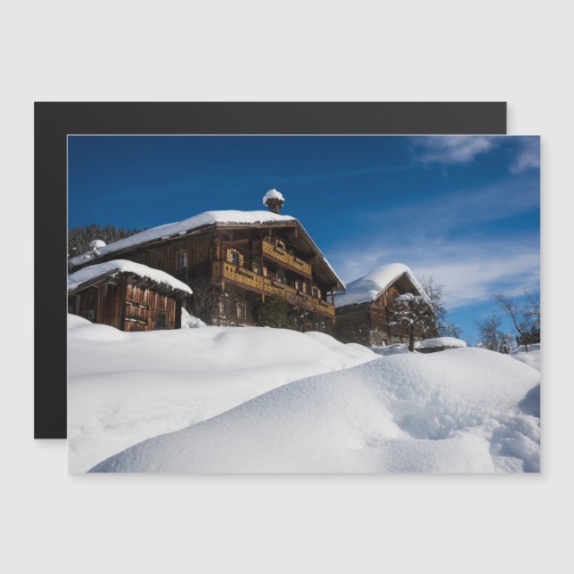 Traditional wooden cabins in de snow magnetic invitation (Front/Back)