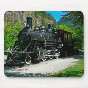 Train 8 Mousepad