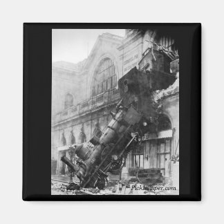 Train Wreck at Montparnasse 1895 Magnet