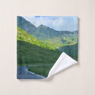 Transfagarasan Alpine View – Romania Mountain Art Bath Towel Set