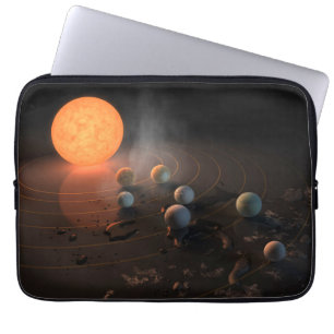 Trappist-1's Seven Planets In Orbit Around Star. Laptop Sleeve