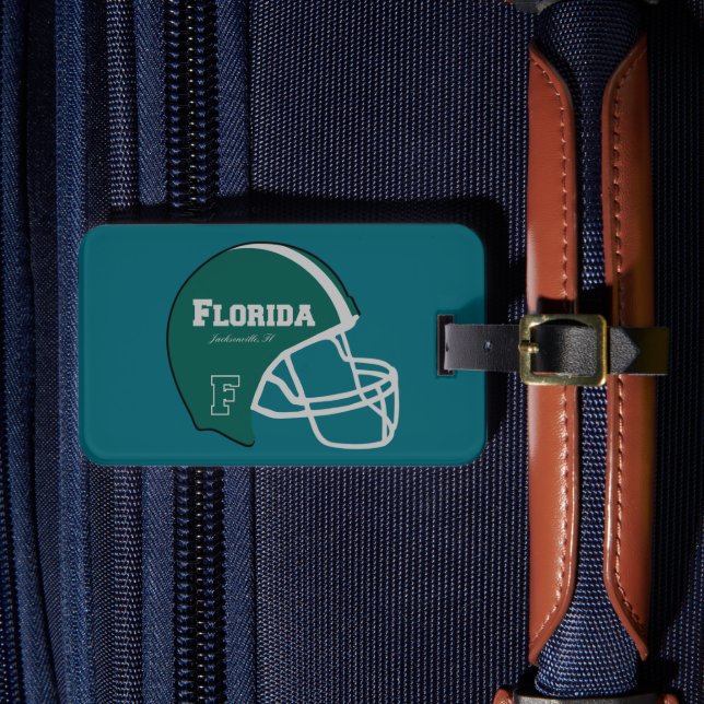 Travel Accessory luggage Tag (Front Insitu 4)