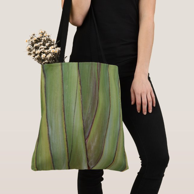 Traveller Palm Jumbo Tote Bag (Close Up)