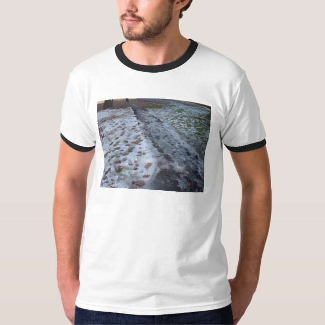 tread lightly T-Shirt (Front)
