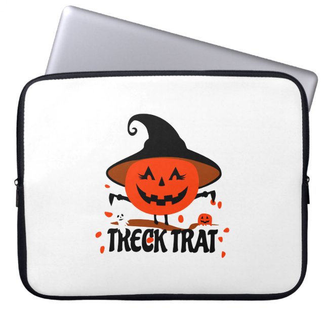 Treck Trat Pumpkin Smiling Laptop Sleeve (Front)