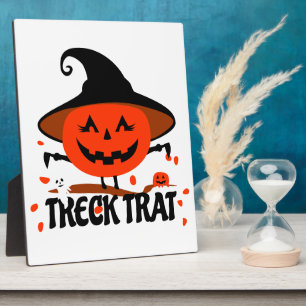 Treck Trat Pumpkin Smiling Plaque