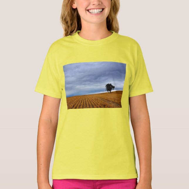 Tree in a wheat field T-Shirt (Front)
