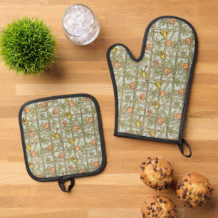Trellis by William Morris, Vintage Garden Textile Oven Mitt & Pot Holder Set