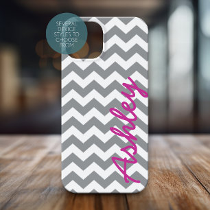 Trendy Chevron Pattern with name - pink grey iPhone 15 Pro Case