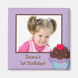 Trendy Cupcake Birthday Party Favour Magnets