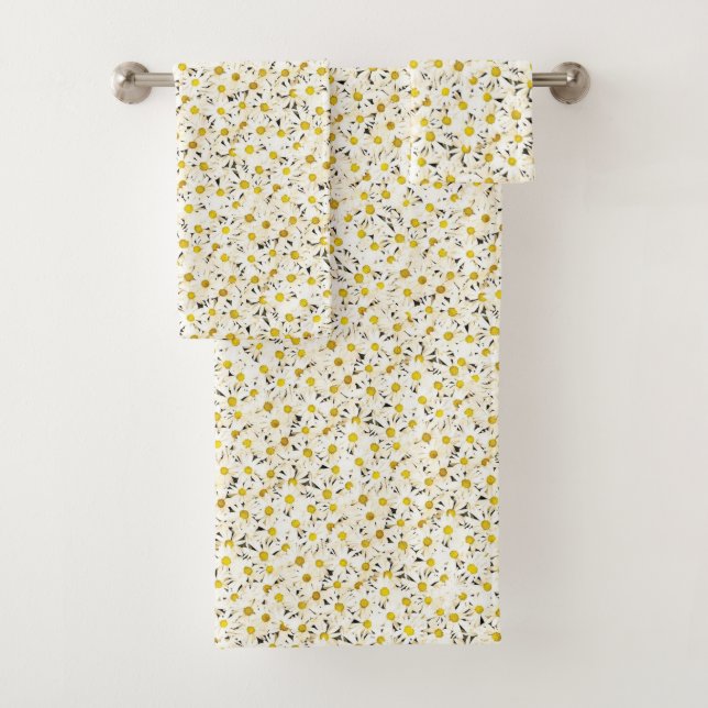 Trendy Elegant Daisies Yellow And White Template Bath Towel Set (Insitu)