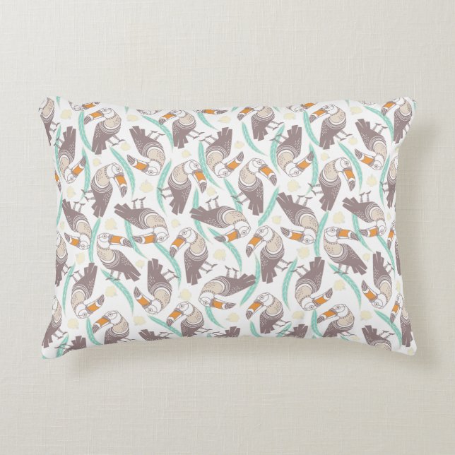 Trendy exotic toucans decorative cushion (Front)