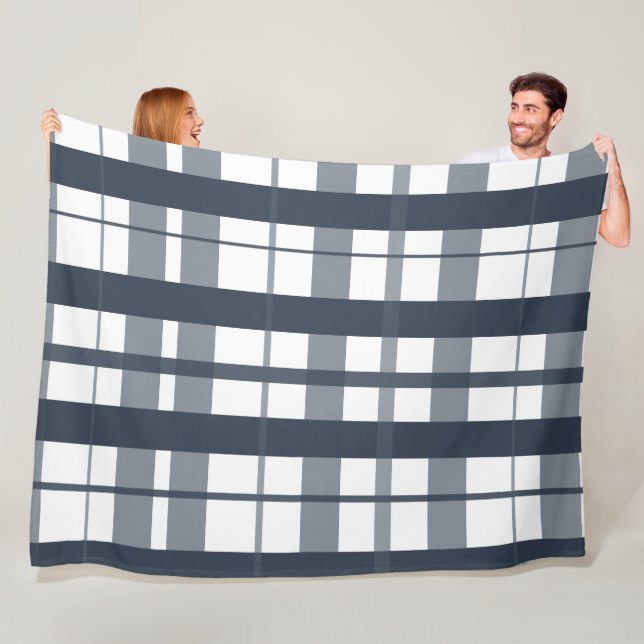 Trendy Modern plaid Fleece Blanket (In Situ)