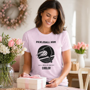 Trendy Pickleball Mum Gift - T-Shirt